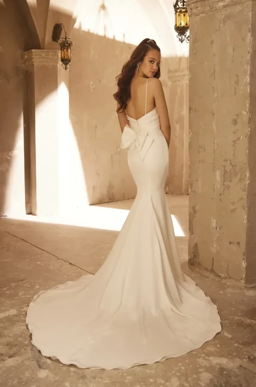 Paloma Blanca P5103 Wedding Dress